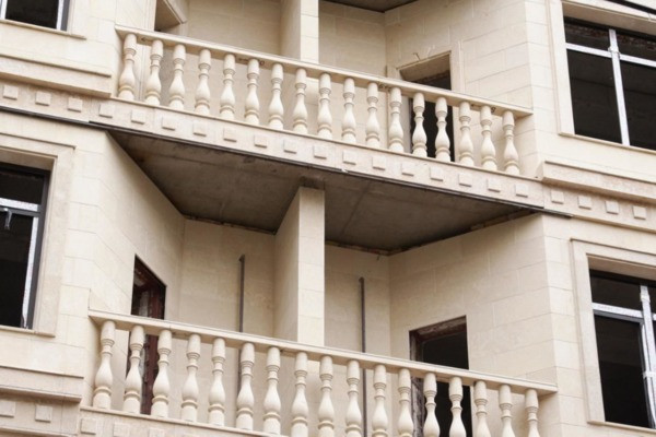 Отделка фасада гранитом – вечный материал и его использование