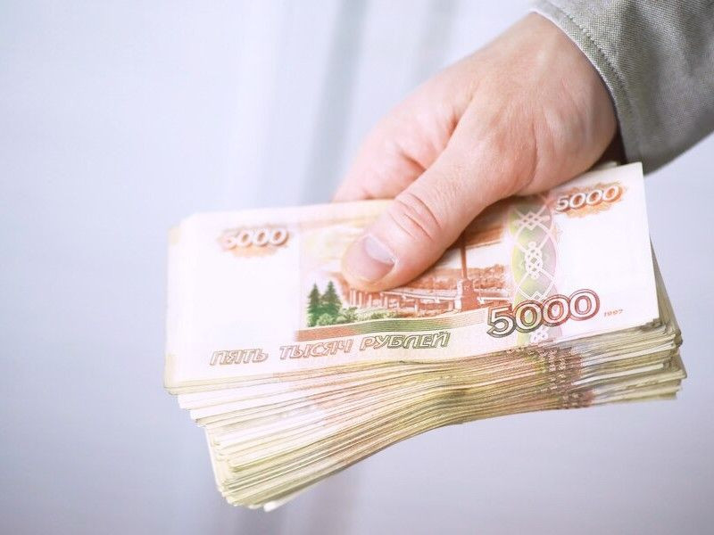 Переводы через СБП на большие суммы чаще совершают мужчины