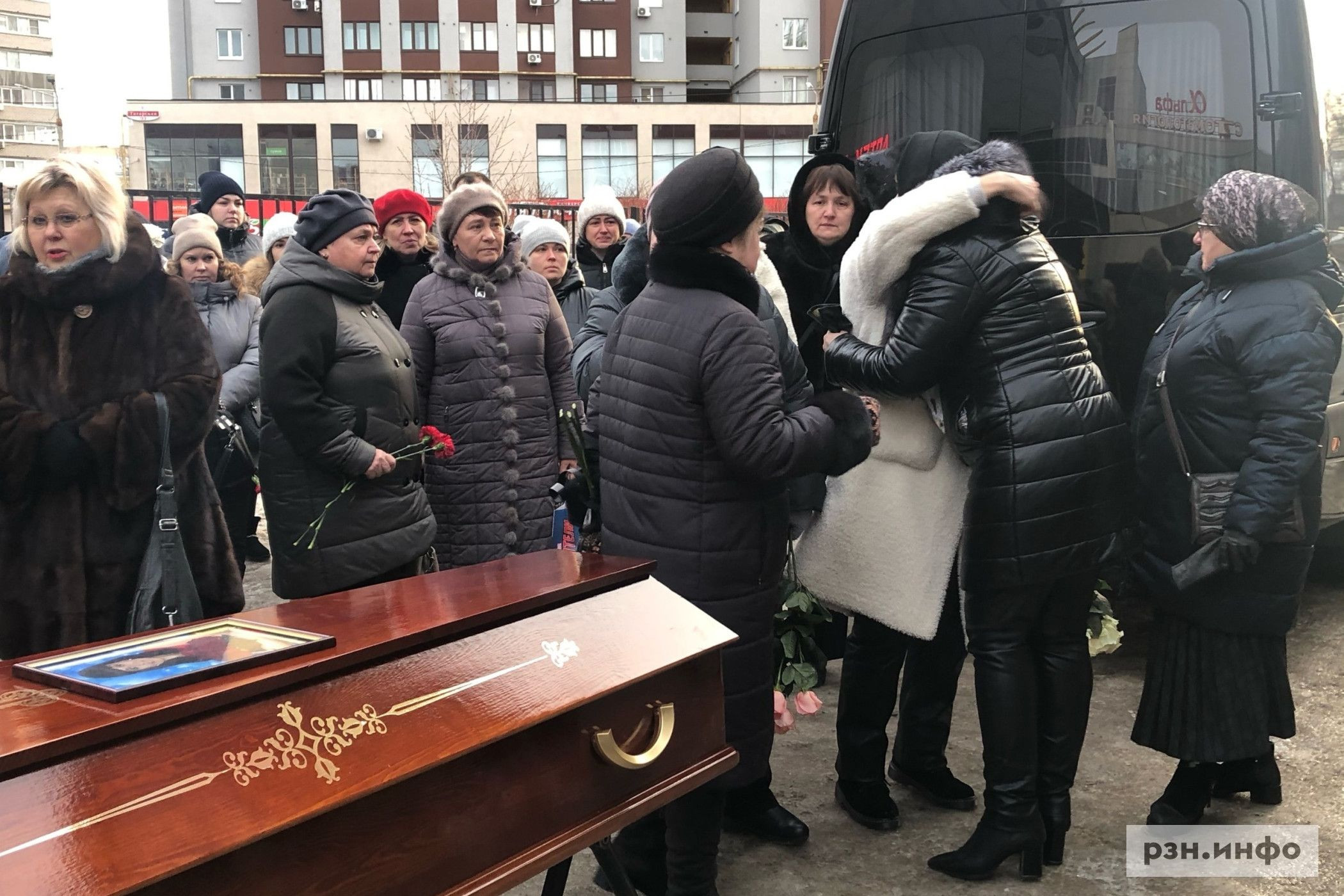 Открытие мемориальной доски богданову. Прощание рязанского губернатора. Рязань простилась. Рязань простилась. Город рыбное.