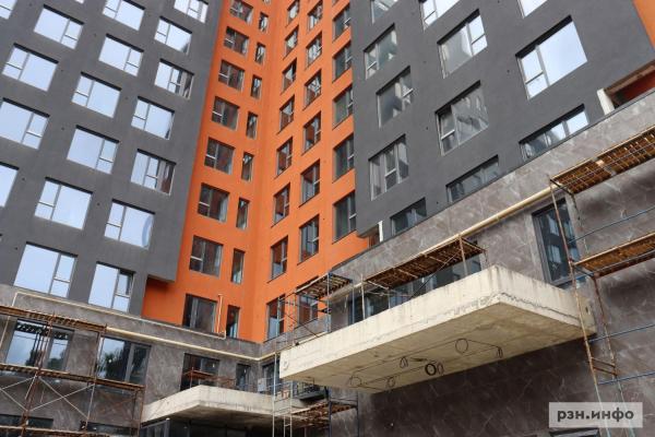 Дольщики долгостроя на Ленкома в Рязани встретились с застройщиком