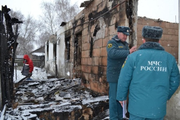 На пожаре в старожиловском селе сгорел инвалид На пожаре в старожиловском селе сгорел инвалид