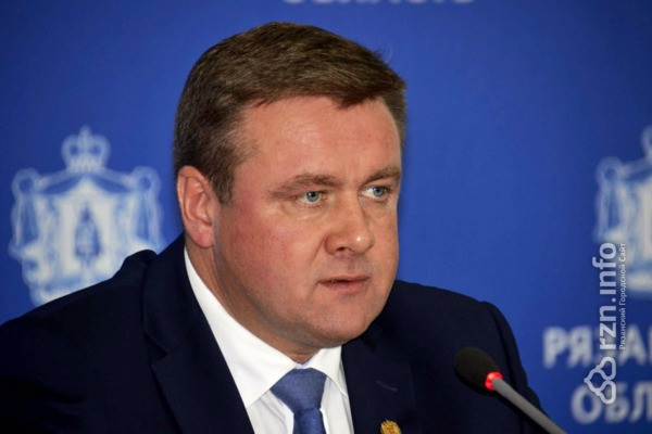 Любимов поручил к сентябрю обеспечить школьников младших классов бесплатным питанием