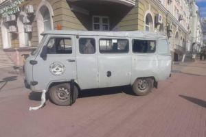 В полиции рассказали об аварии в Рязани, где «буханка» врезалась в салон красоты