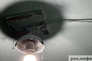 В Рязани отключили свет на 12 улицах из-за аварии