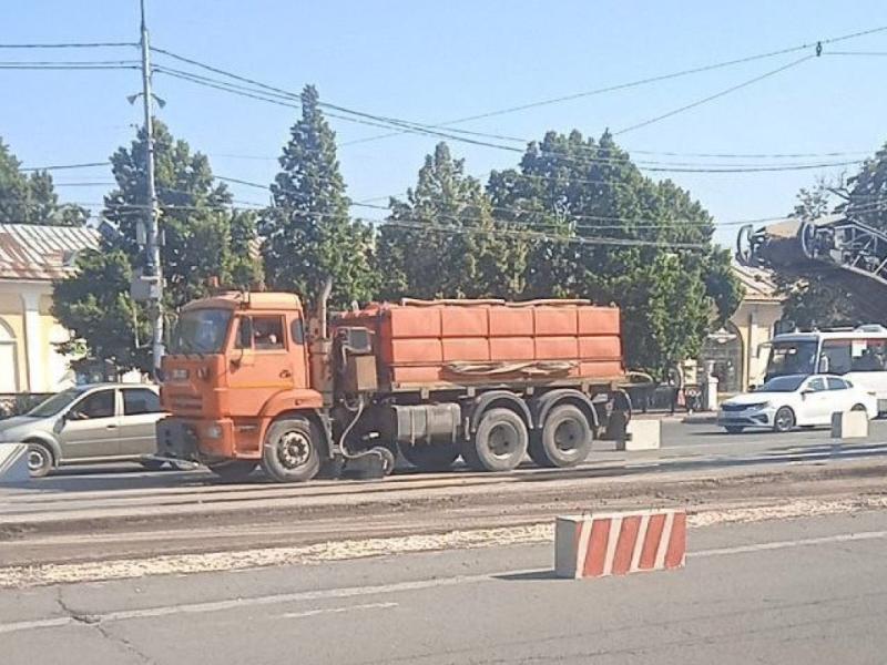 На площади Ленина в Рязани начался ремонт теплосетей