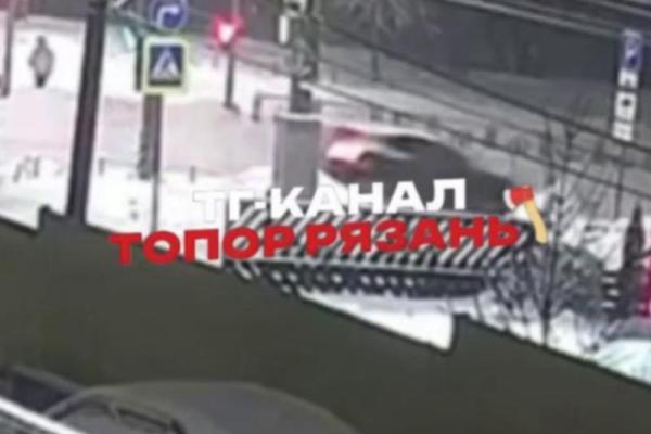 Момент смертельного наезда на рязанку попал на видео