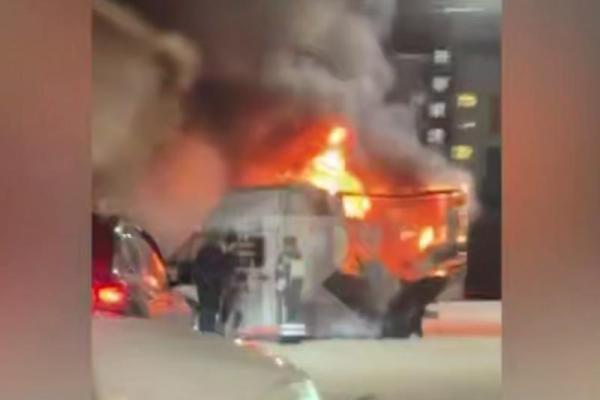 В Рязани загорелся грузовик