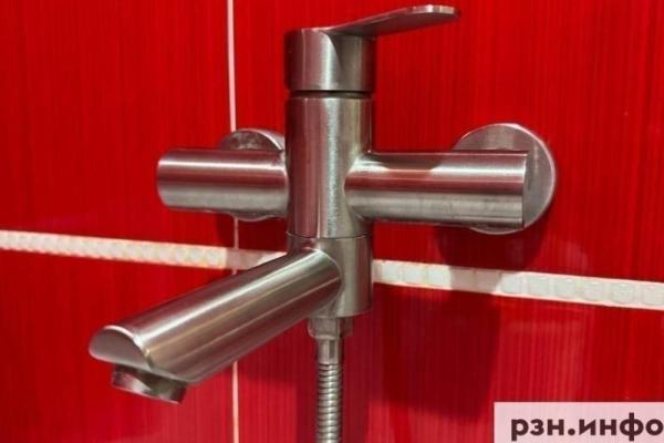 Жители нескольких домов в Рязани остались без холодной воды