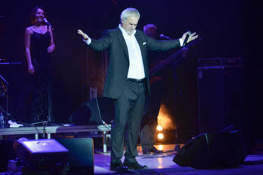 Валерий Меладзе на своем концерте научил рязанцев правильно делать селфи