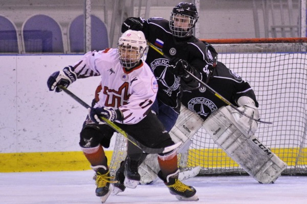 «Техкомплект» в полушаге от лидерства в «регулярке», скопинцы не удержали победу. Обзор 12-го тура «Лиги Надежды» НХЛ