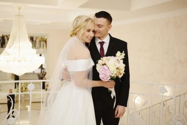 Свадьба после лайка. Рязанка рассказала романтичную историю знакомства со своим будущим мужем