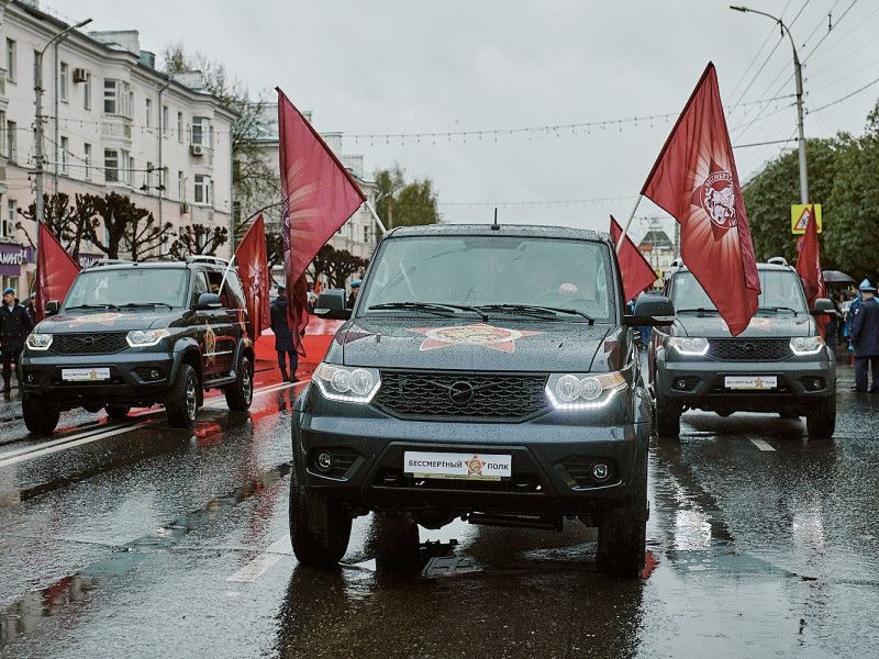 В Рязани по главным улицам прошла колонна «Бессмертного полка»