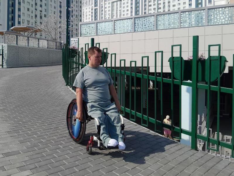 Все как у людей. Рязанский паралимпиец рассказал, почему переехал в дом «Зеленого сада»